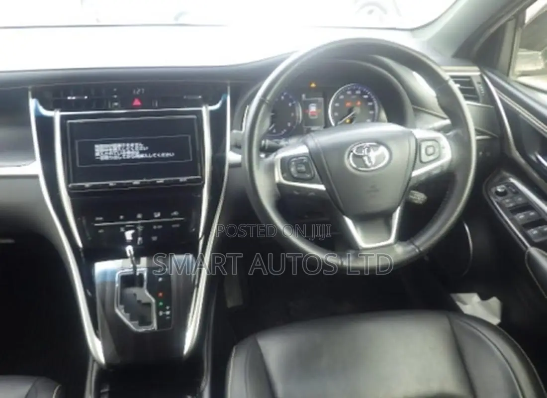 Toyota Harrier 2018