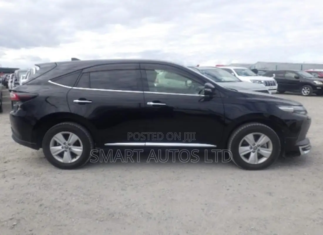 Toyota Harrier 2018