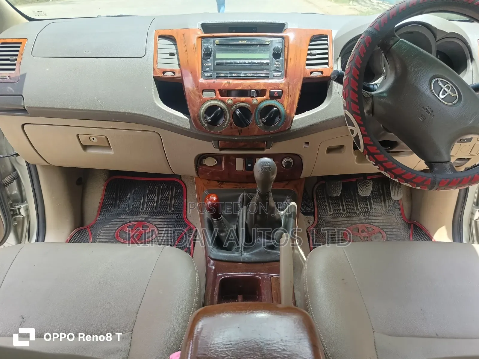 Toyota Hilux 2.5 D-4D 4X4 SRX 2010 Silver