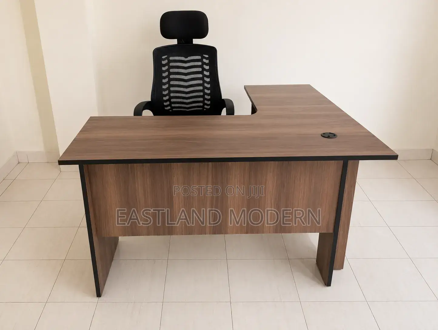 L-Shaped Office Desk With Ergonomic Mesh Office Chair