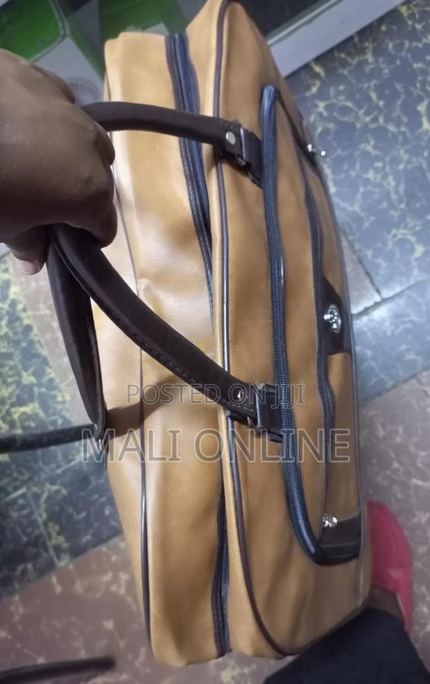 Leather Travel Bag - thumbnail 2