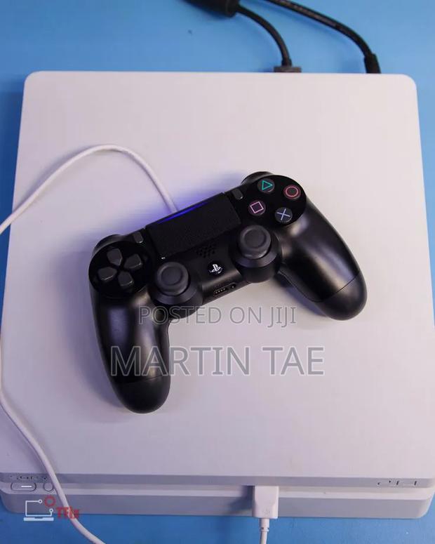 Clean and Well Maintained White PS4 Slim