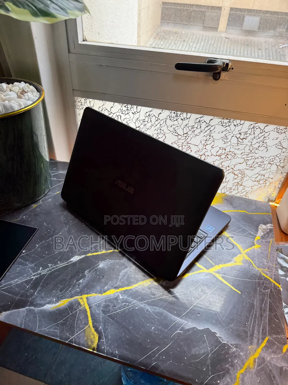 Laptop Asus VivoBook X540SA 4GB Intel Celeron HDD 500GB