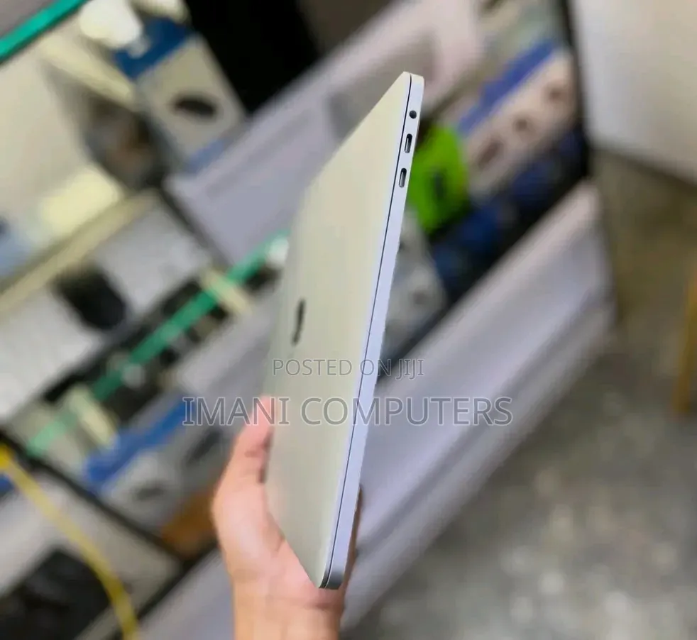 Laptop Apple MacBook Pro 2019 32GB Intel Core i7 SSD 512GB