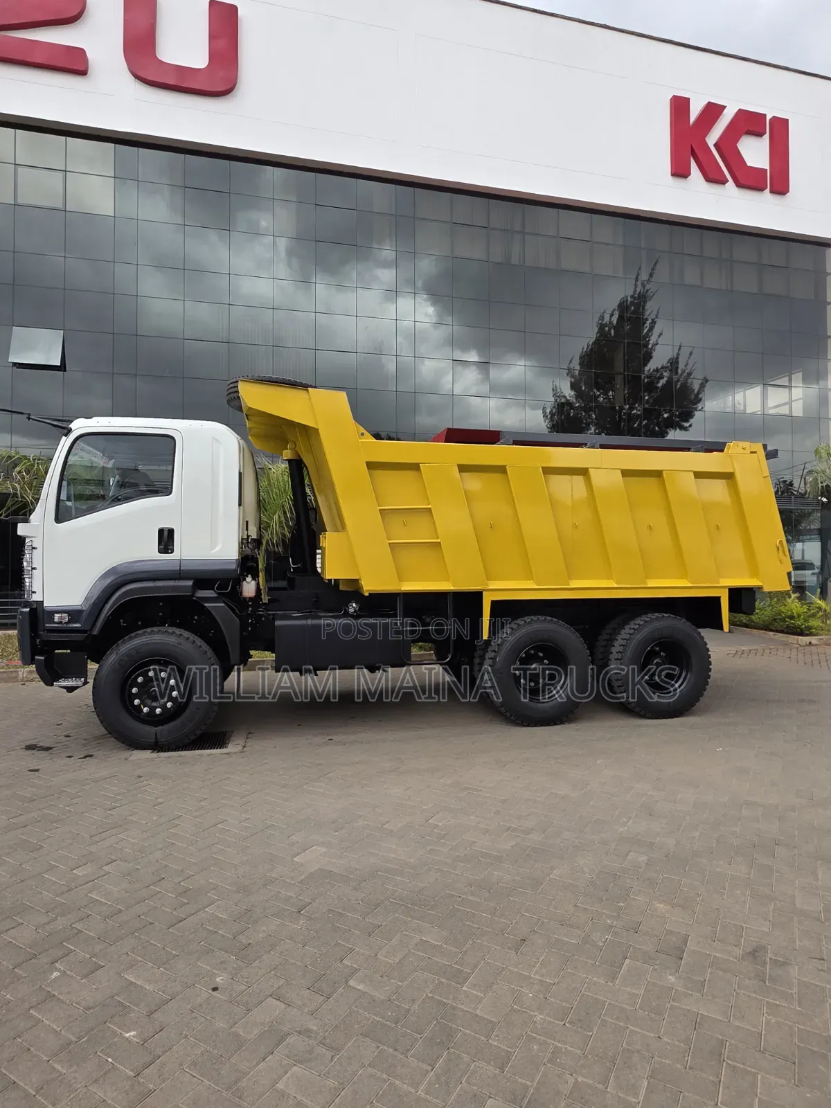 Isuzu FVZ Tipper (Tata Body)