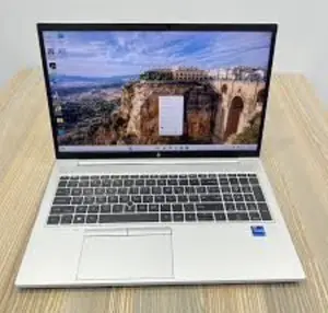 Laptop HP EliteBook 850 G8 16GB Intel Core i7 SSD 512GB