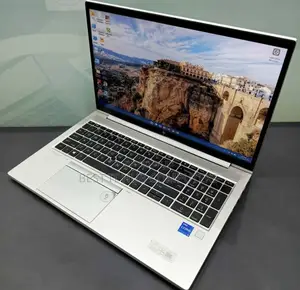 Laptop HP EliteBook 850 G8 16GB Intel Core i7 SSD 512GB