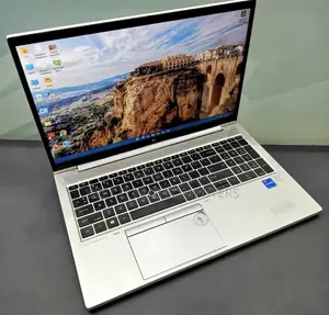 Laptop HP EliteBook 850 G8 16GB Intel Core i7 SSD 512GB