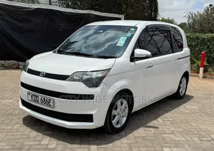 Toyota Spade 1.5 2014 White