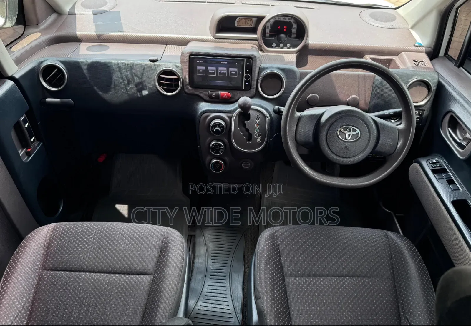 Toyota Spade 1.5 2014 White