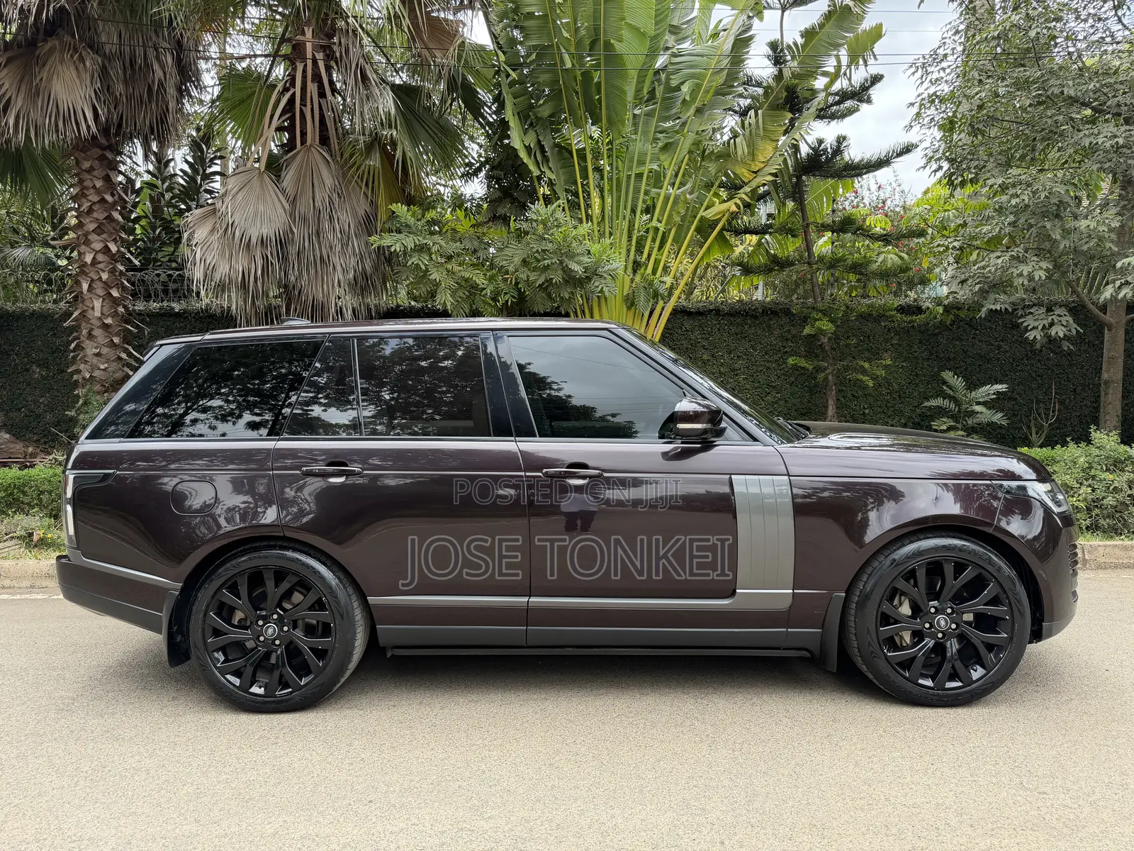 Land Rover Range Rover SV Autobiography Dynamic SWB 2021 Maroon