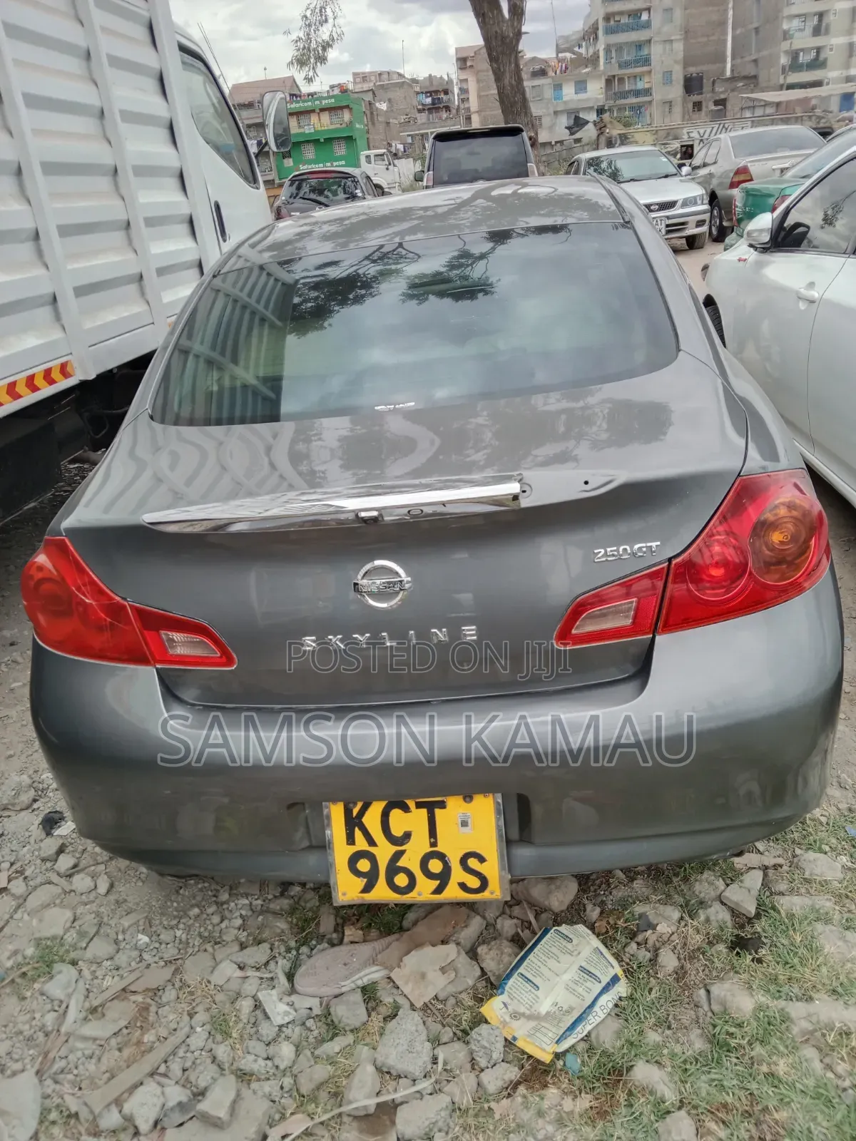 Nissan Skyline 2011 Gray