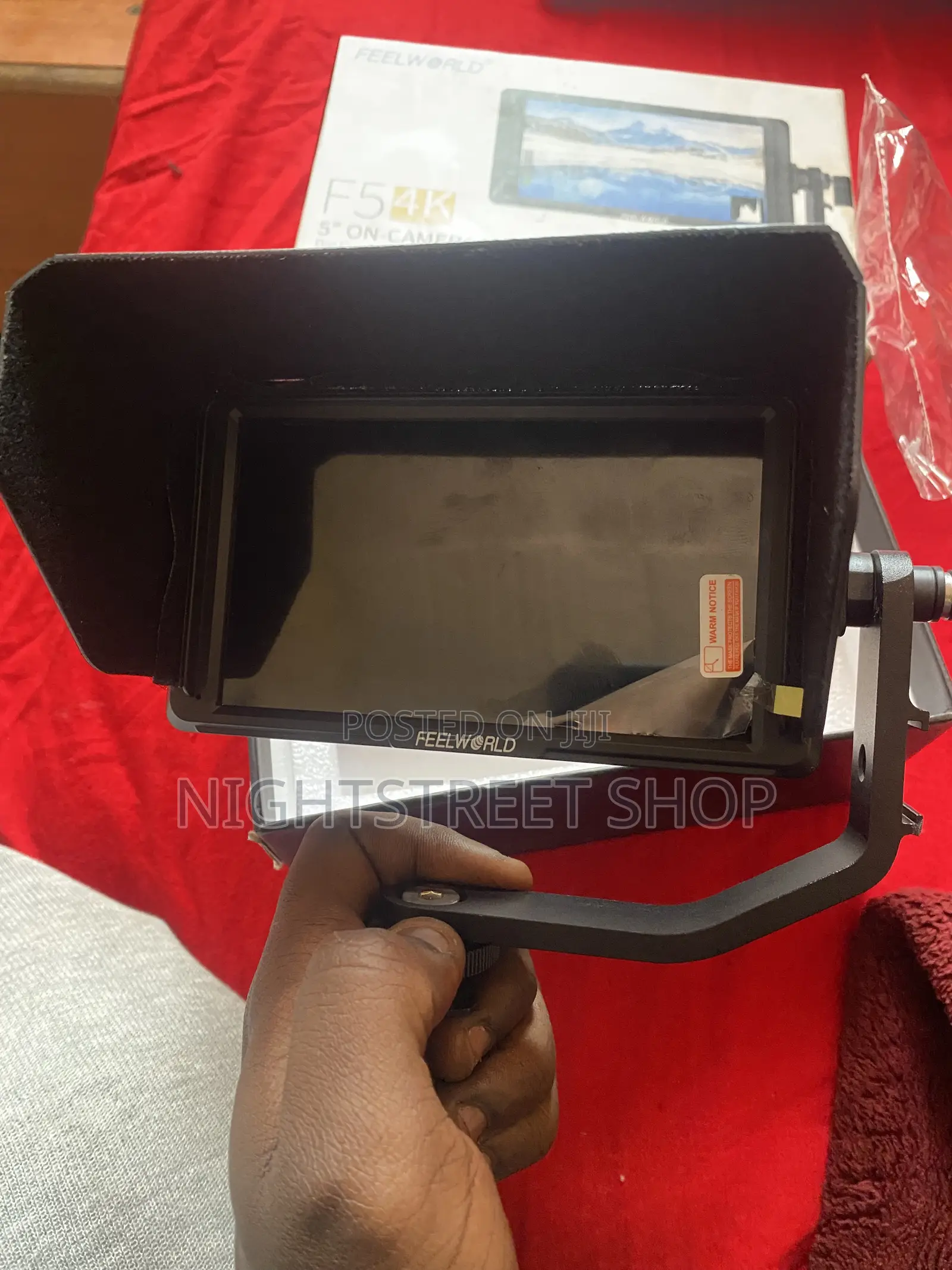Feelworld F5 (5-Inch on-Camera Field Monitor)