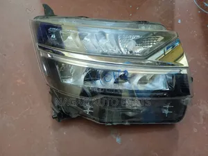 Daihatsu Move 2018 Headlight Xenon Type