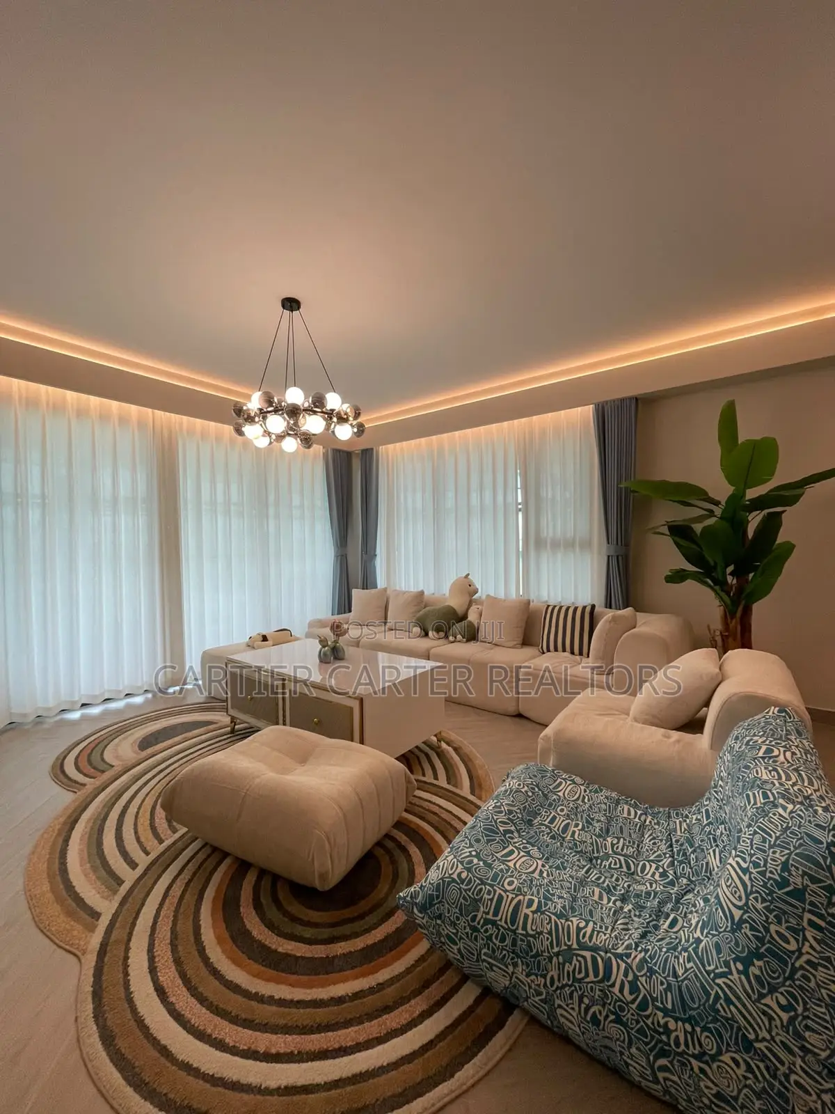 1bdrm Apartment in Gateway Mall Area for sale