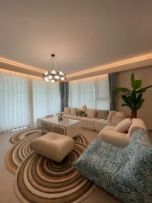 1bdrm Apartment in Gateway Mall Area for sale