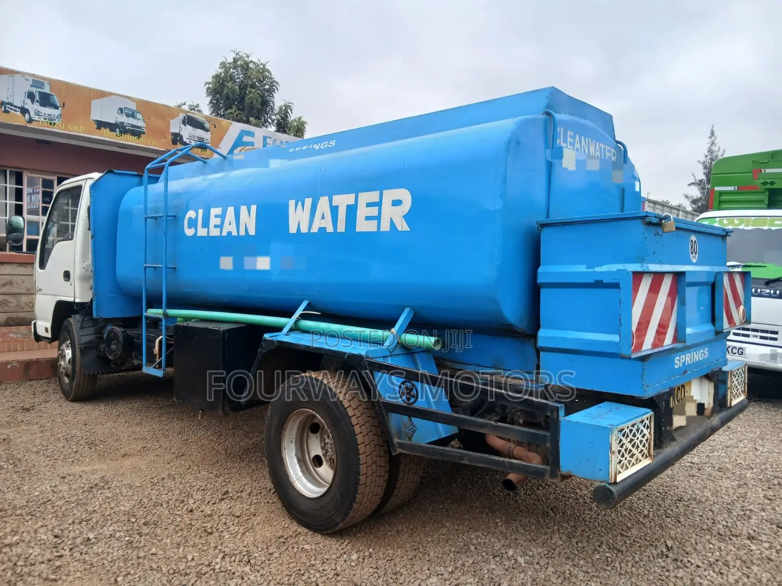 Isuzu NPR Waterbowser 2015 White