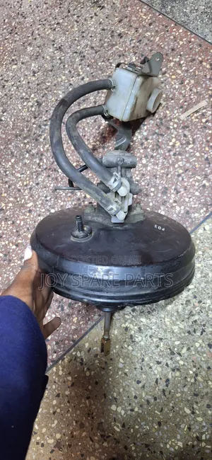 Toyota Alphard Brake Booster