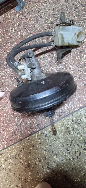 Toyota Alphard Brake Booster