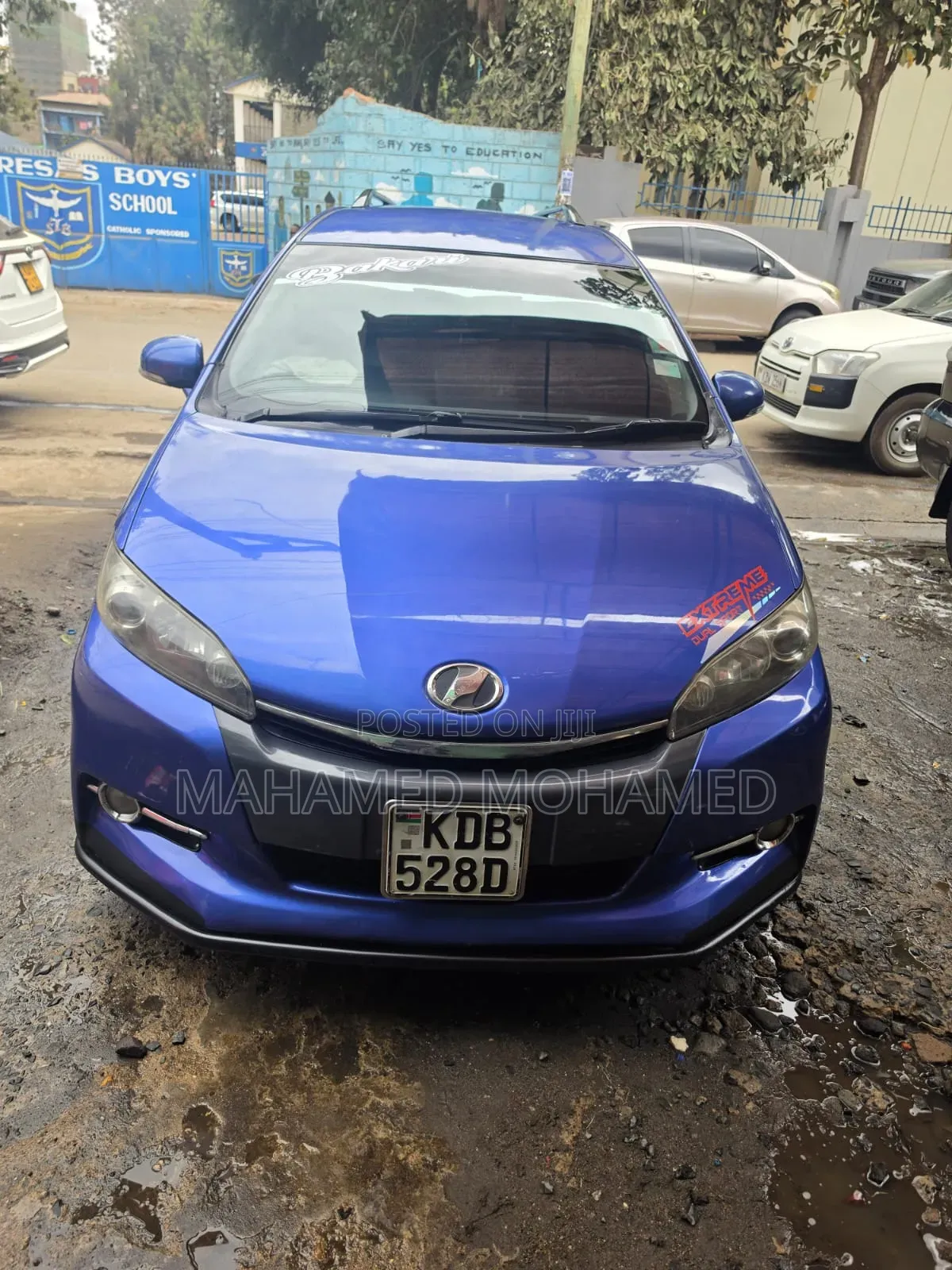 Toyota Wish 2013 Blue
