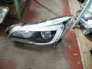 Subaru Outback 2015 Headlight