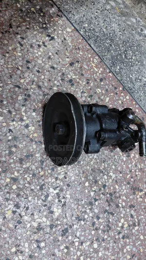 Lancruiser 75 Series 2H Engine Steering Pump