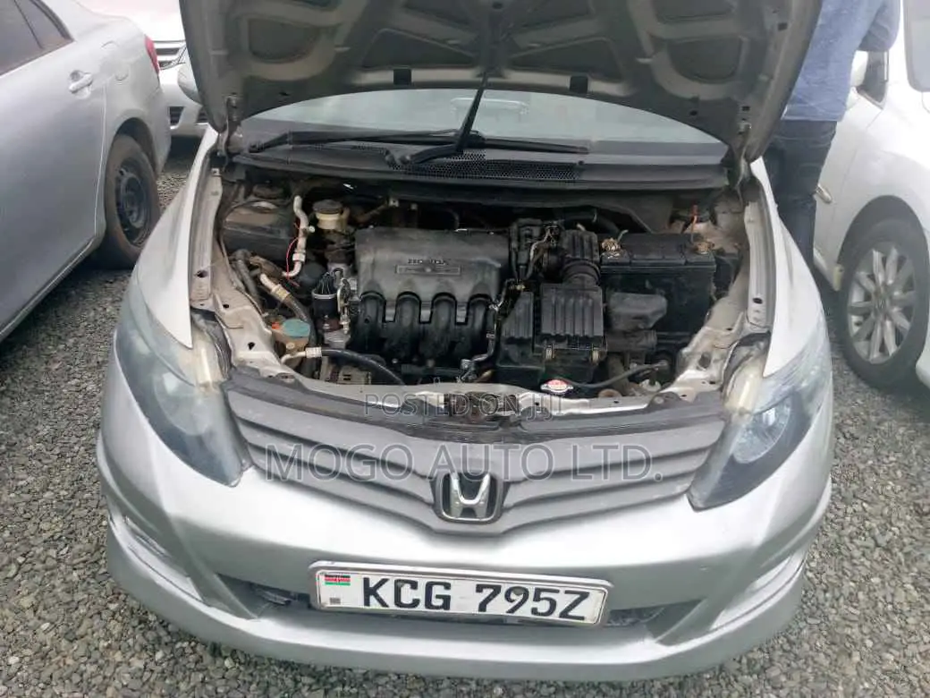 Honda Airwave 2009 Silver