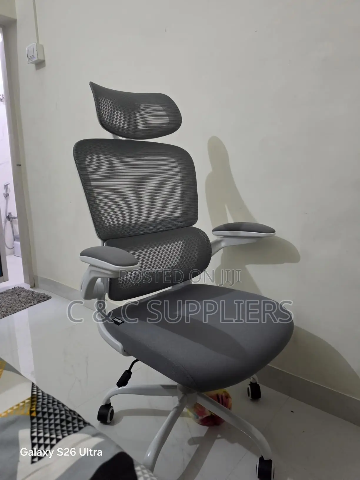 White Mesh Secretary Chair.