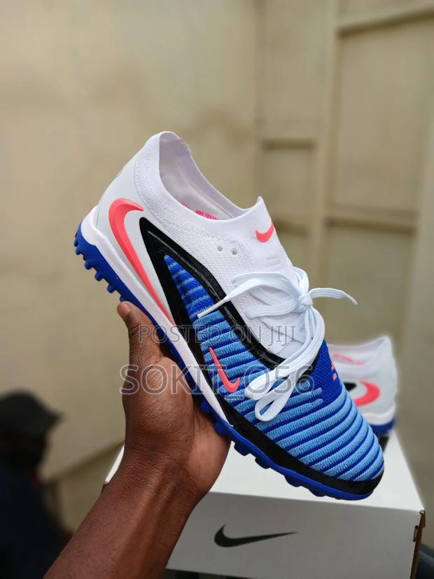 Phantom Low-Cut Trainers - main view