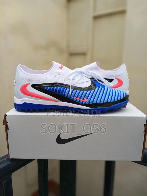 Phantom Low-Cut Trainers - thumbnail 2