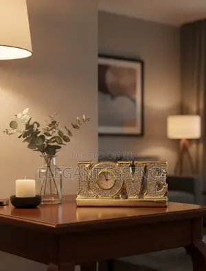 *LOVE Tabletop Clock Sparkling Decorative Timepiece*