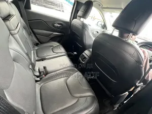 Jeep Cherokee 2019 Black