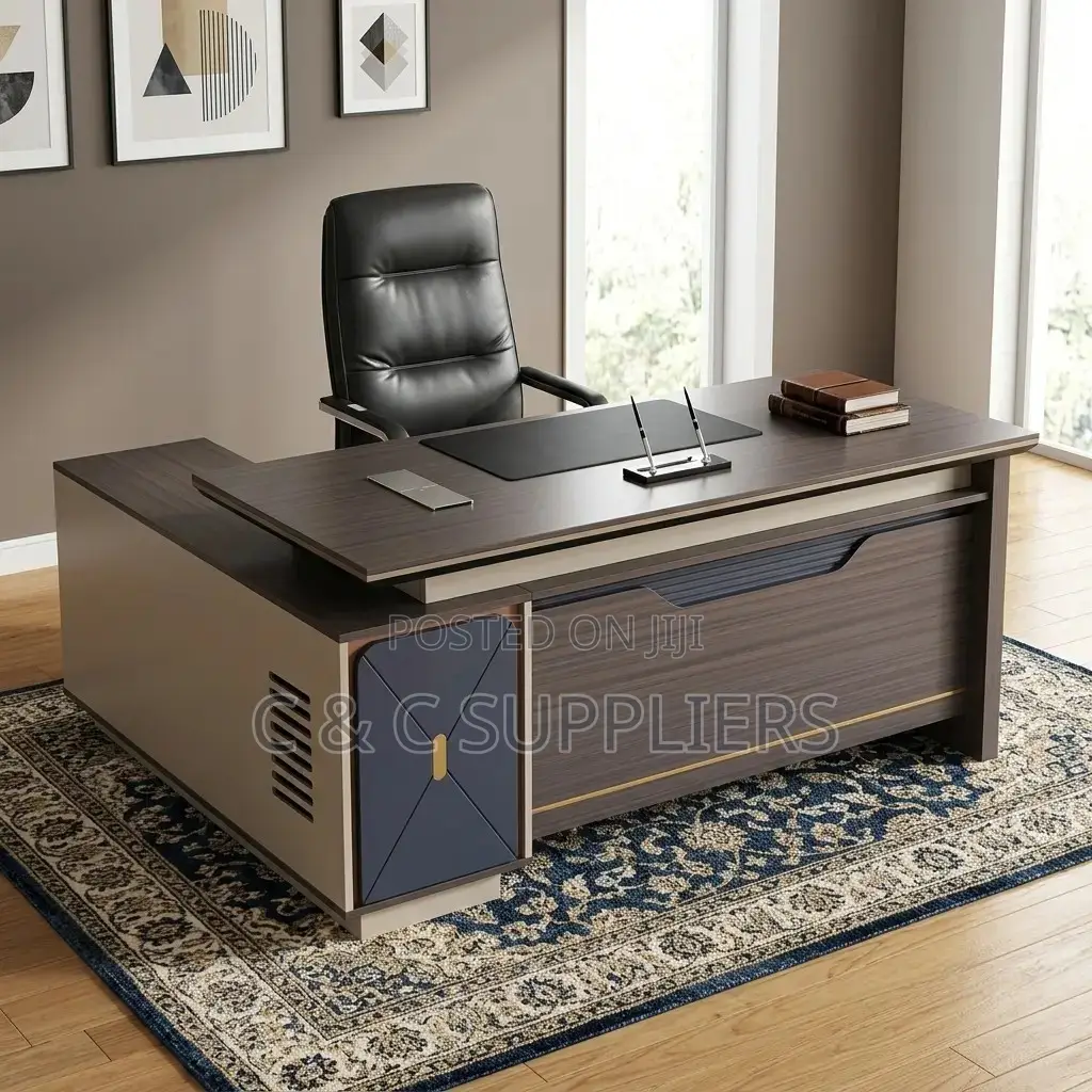 Modern 1.8m Director Desk.