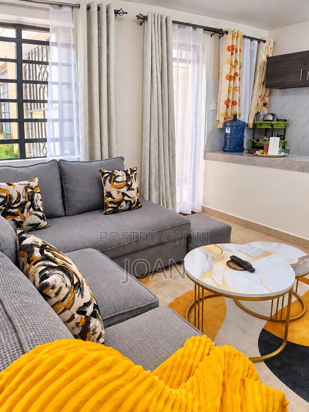 JD Homes AirBnB - thumbnail 4