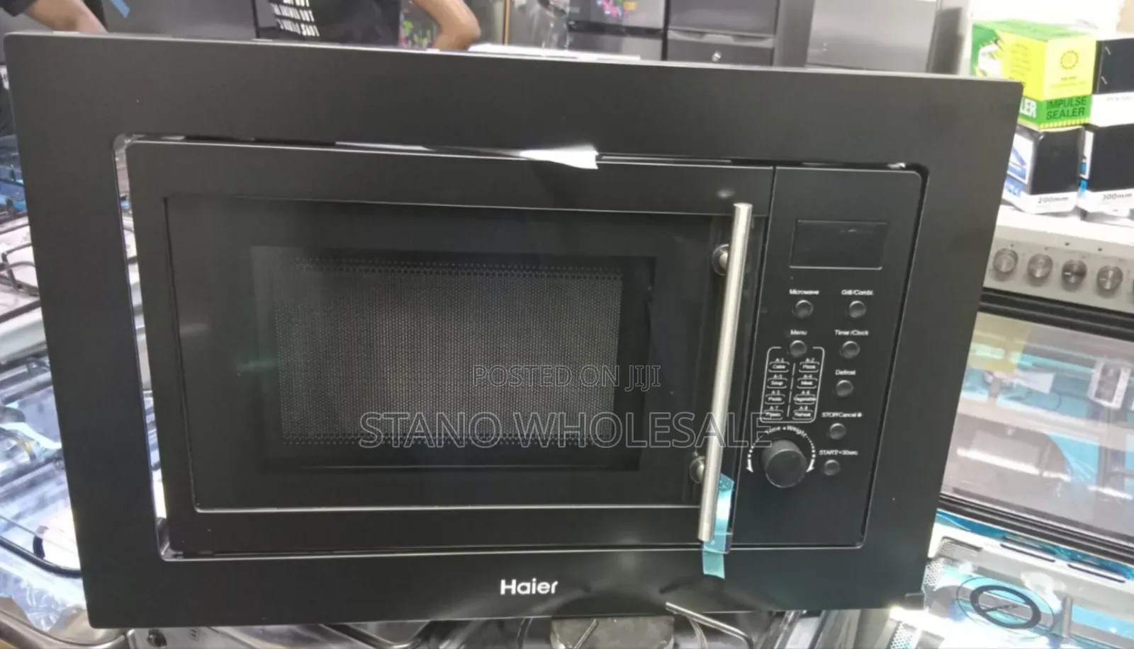 Inbuilt 23l Microwave