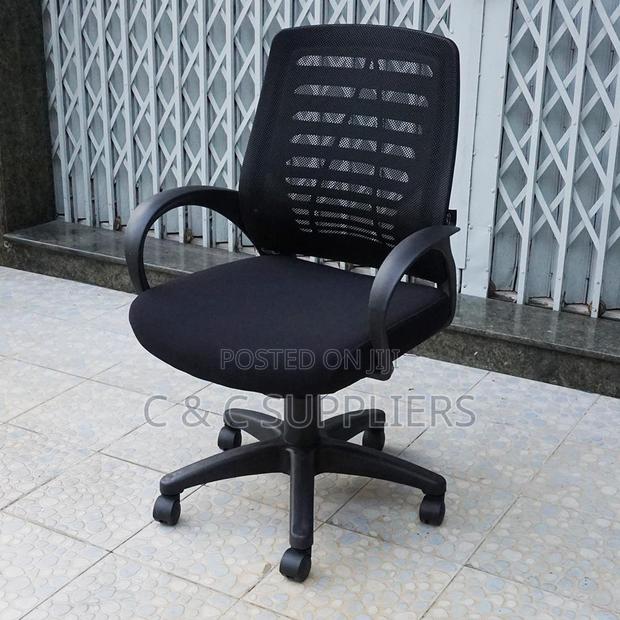 Swivel Mesh Secretary Chair.