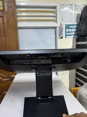 HP Z24n Monitor