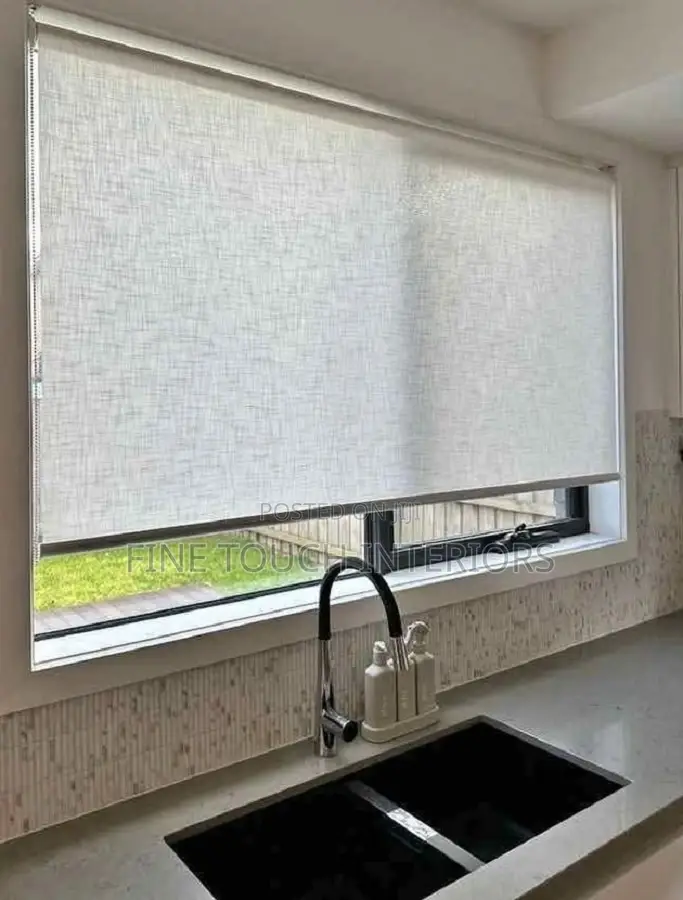 Custom Made Sunscreen Window Blinds