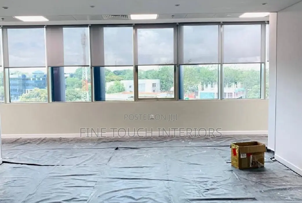 Modern Sunscreen Roller Shades