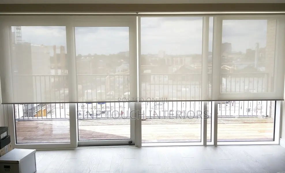 Sunscreen Roller Blinds for Modern Homes