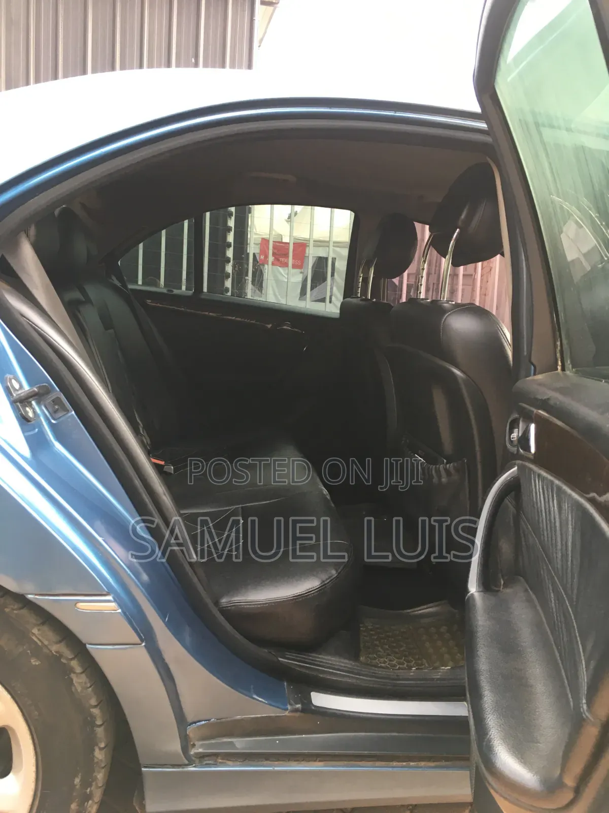 Mercedes-Benz C200 2005 Blue