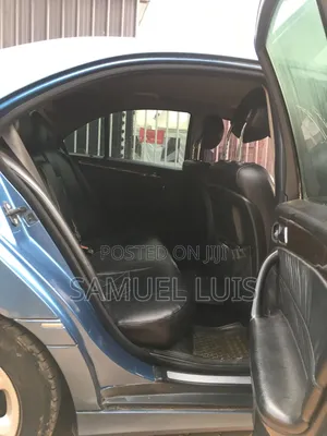 Mercedes-Benz C200 2005 Blue