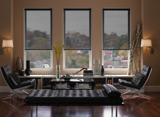 Sunscreen Roller Blinds for Corporate Rooms