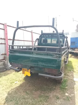 Toyota Land Cruiser 2003 Green