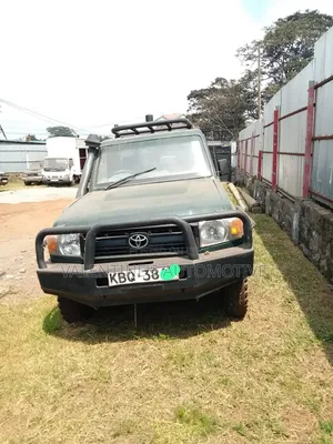 Toyota Land Cruiser 2003 Green