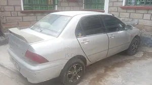 Mitsubishi Lancer Cedia ES 2002 Silver