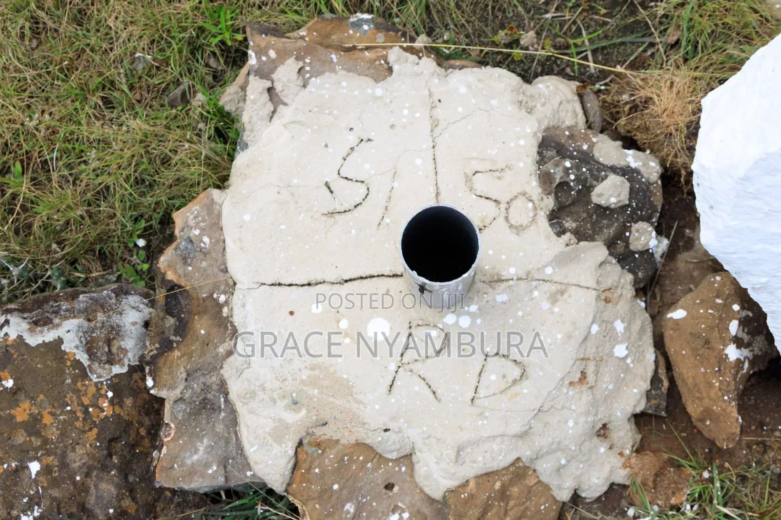 50 by 100 Plots in Koma Opposite Shrine 2km Off Tarmac