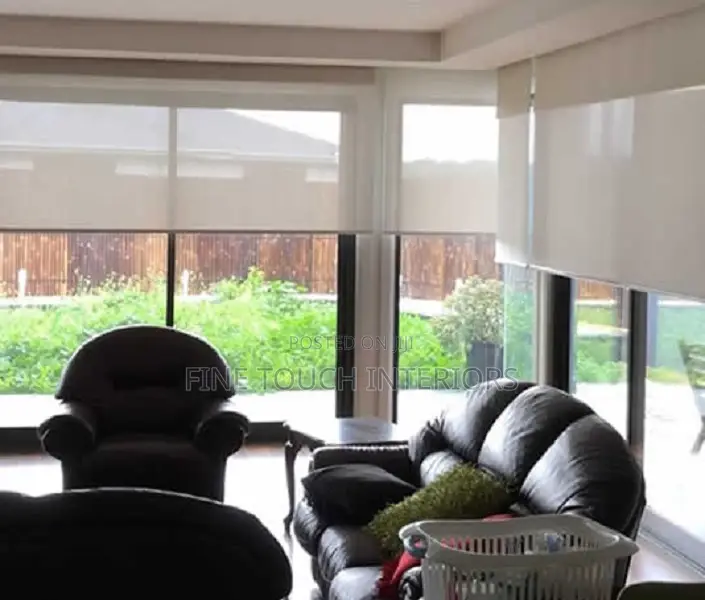 Sunscreen Window Blinds for Living Rooms