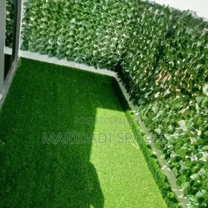 Fully Leaf Privacy Screen for Compound Wall and Balcony