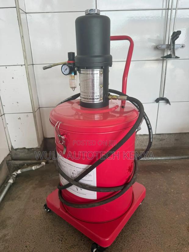 Easy to Operate and Maintain Heavy Duty Greasing Machine Sunshine